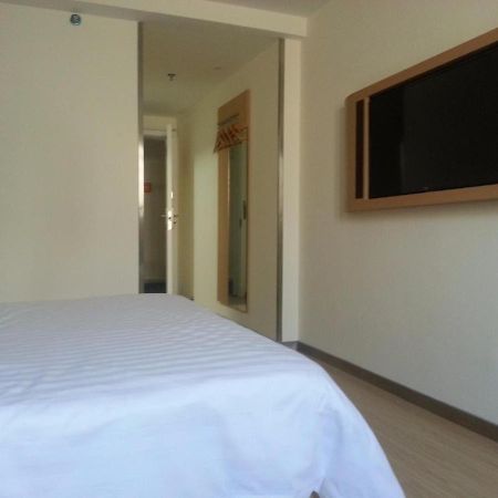 7Days Inn Deyang Wenmiao Square Bagian luar foto