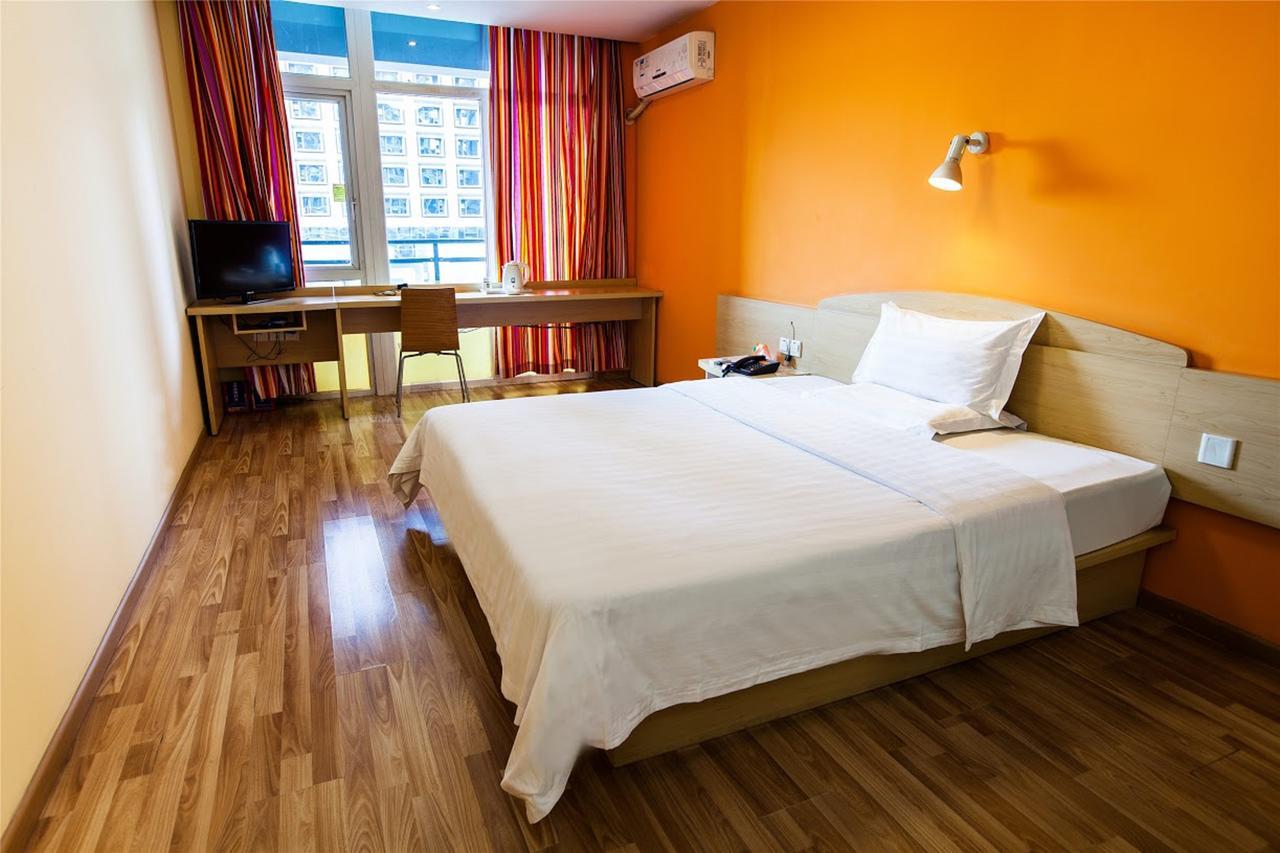 7Days Inn Deyang Wenmiao Square Bagian luar foto